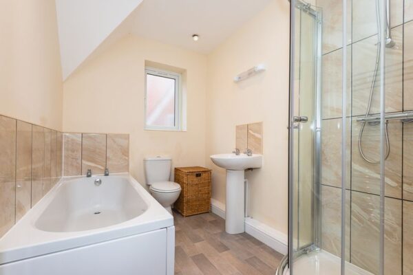 Orchard Cove, Tibberton, Shropshire - Image 7